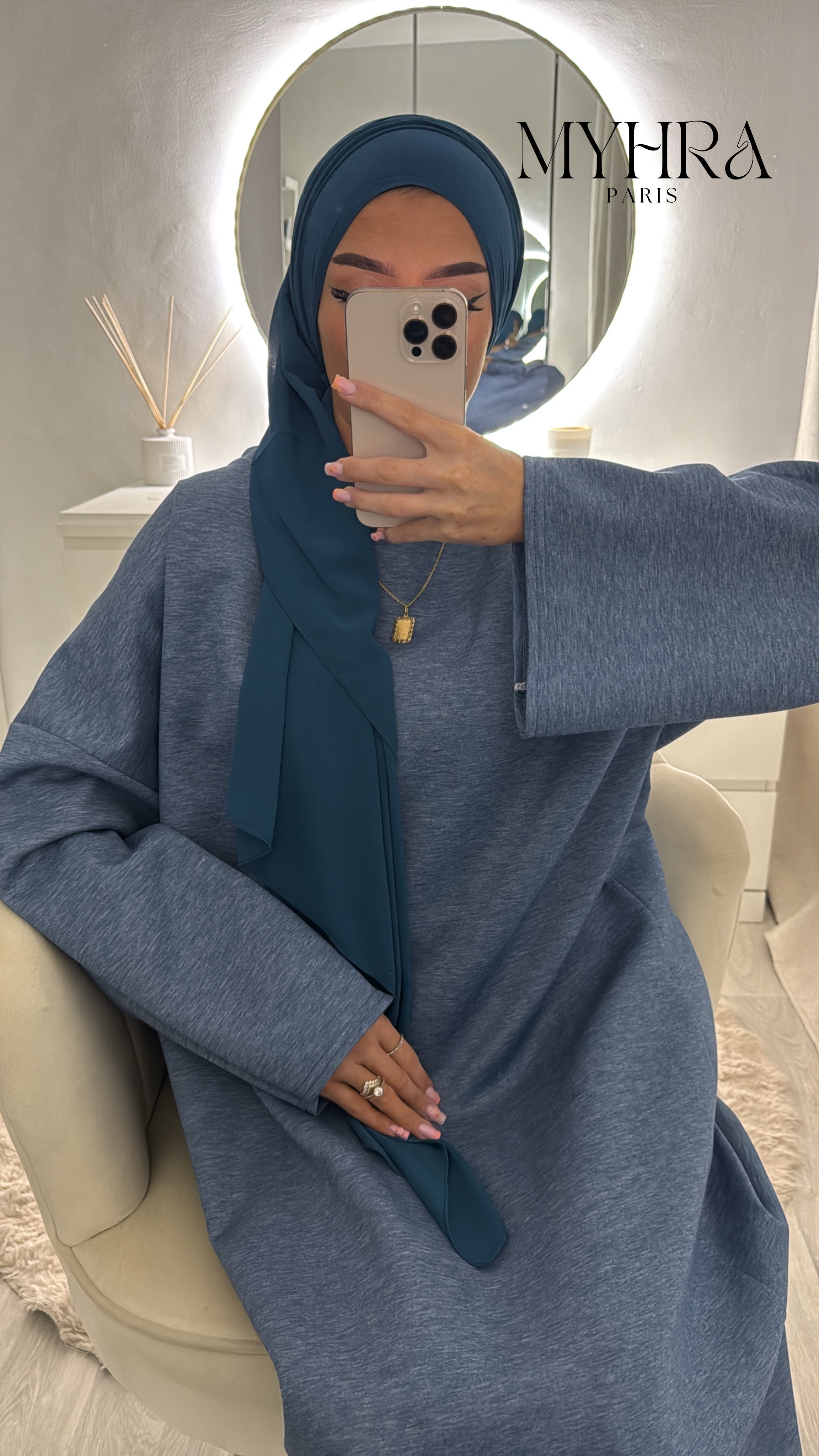 robe ness bleue