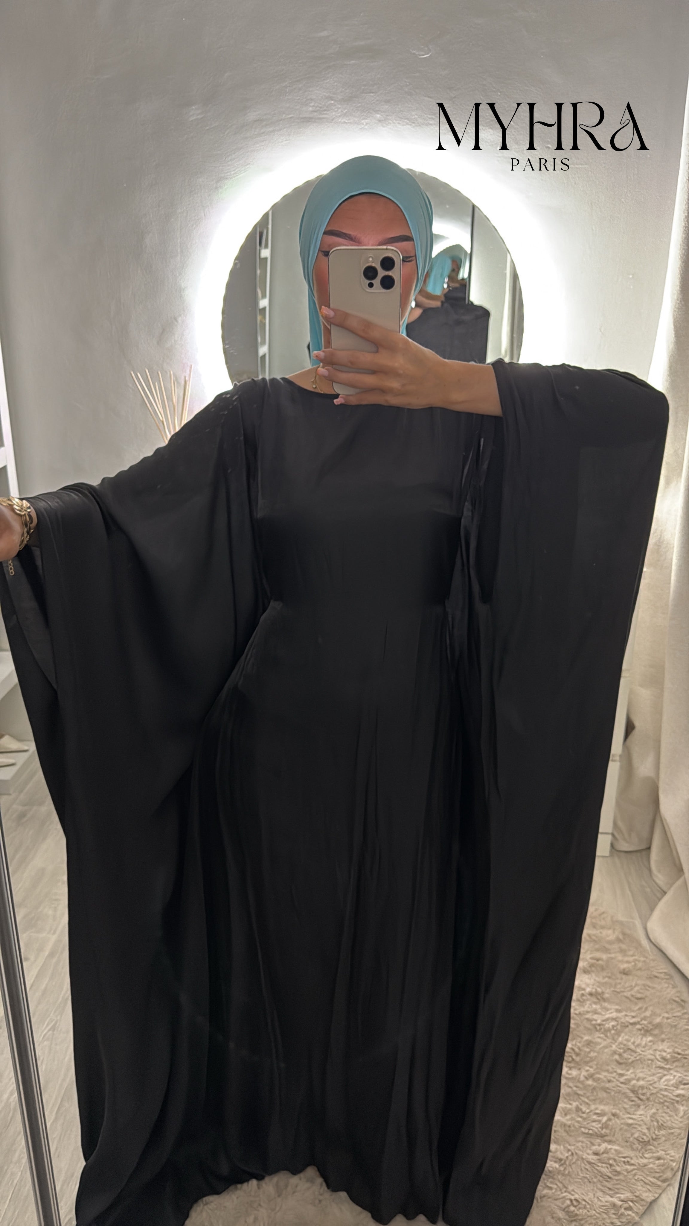 robe samae noir