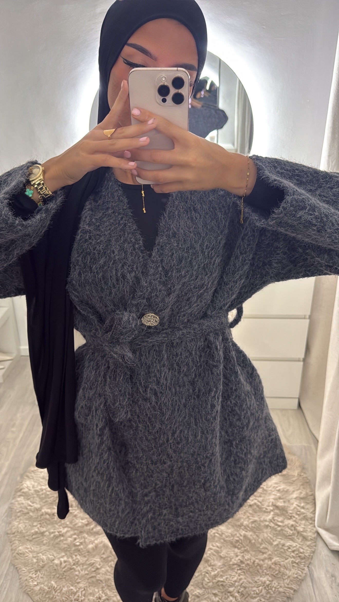 Pull Zeya Gris