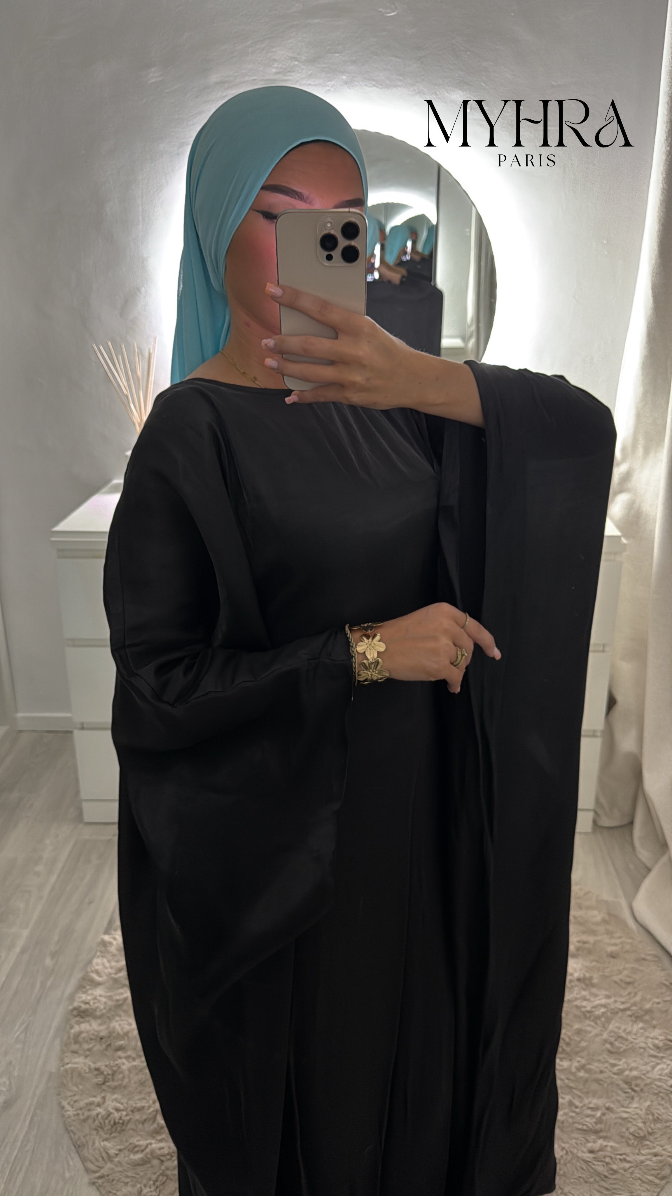 robe samae noir