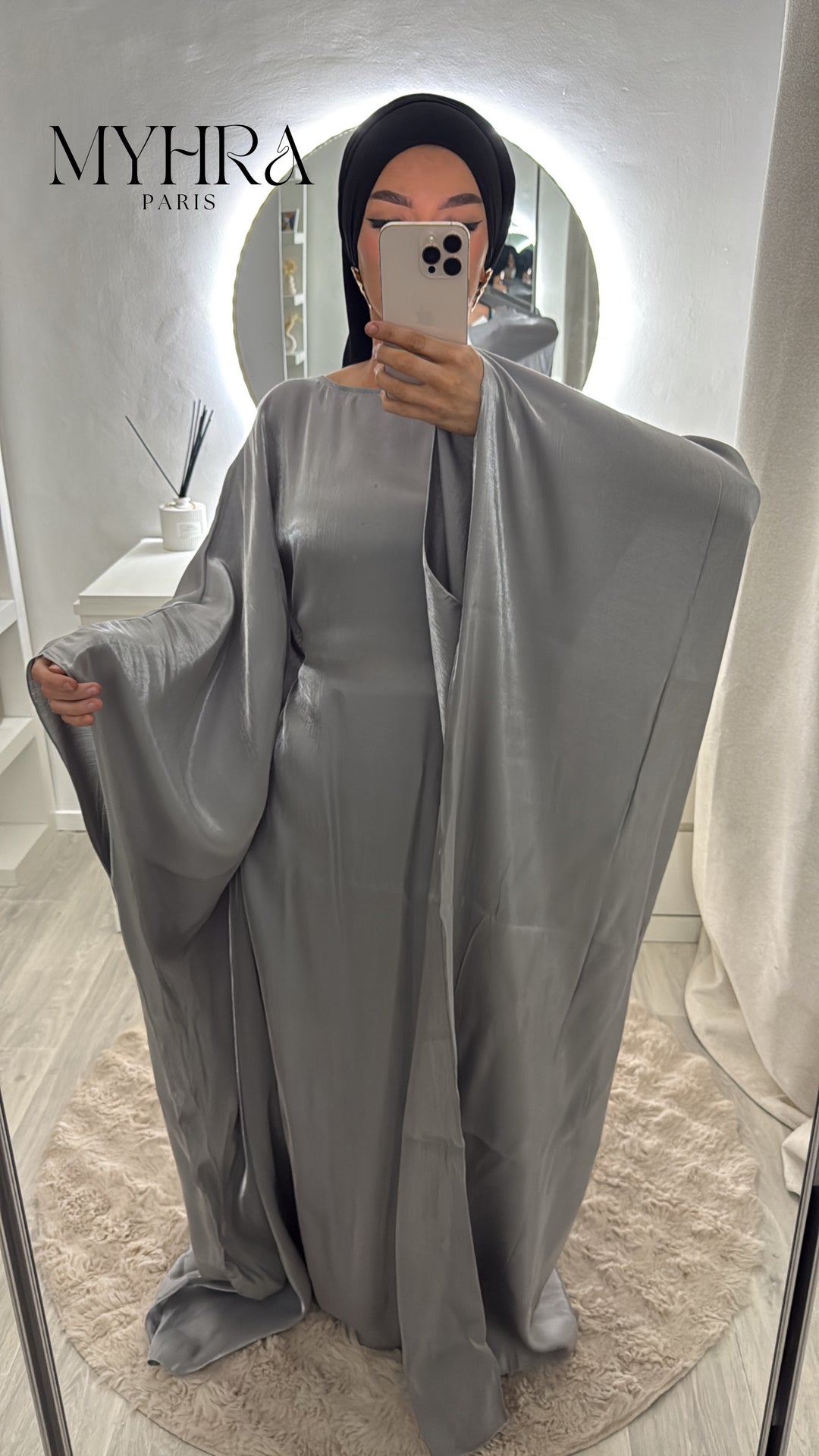 robe Samae gris clair